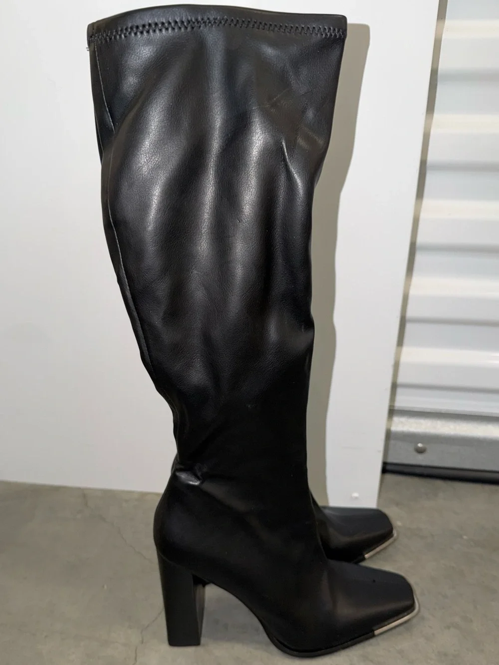 Steve Madden Fedora Leather Knee High Boots in Black